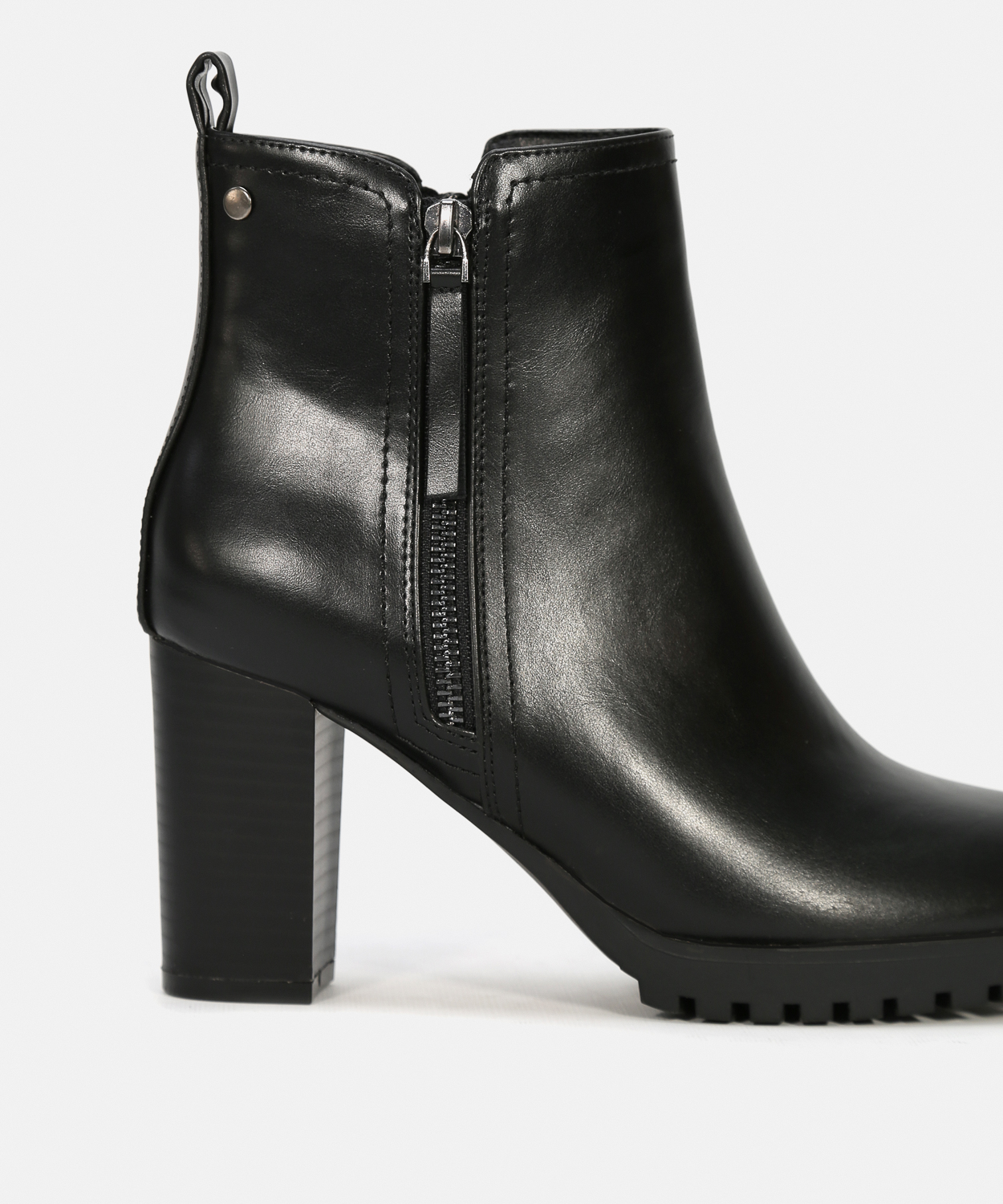 Botines tac&oacute;n cremallera image number null